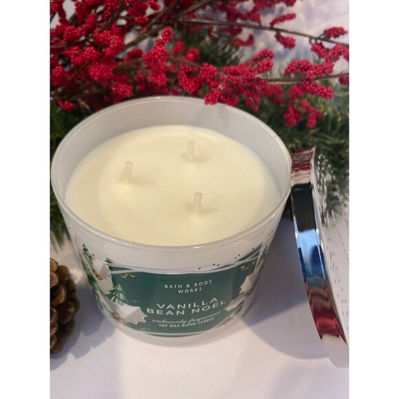 Bath & Body Works “Vanilla Bean Noel” NEW 3 Wick Candle - Picture 2 of 6